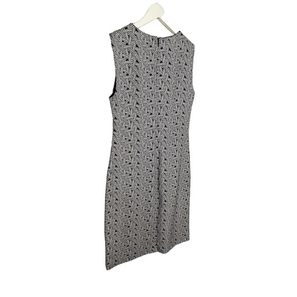 Diane Von Furstenburg "Regenna" White and Blue Print Sleeveless Dress SZ 10 - Picture 5 of 7